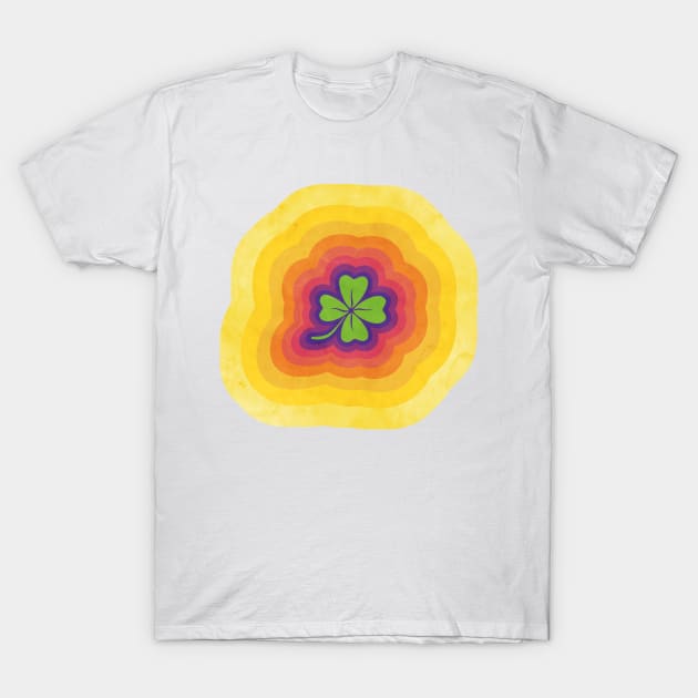 Lucky clover T-Shirt by Sir13